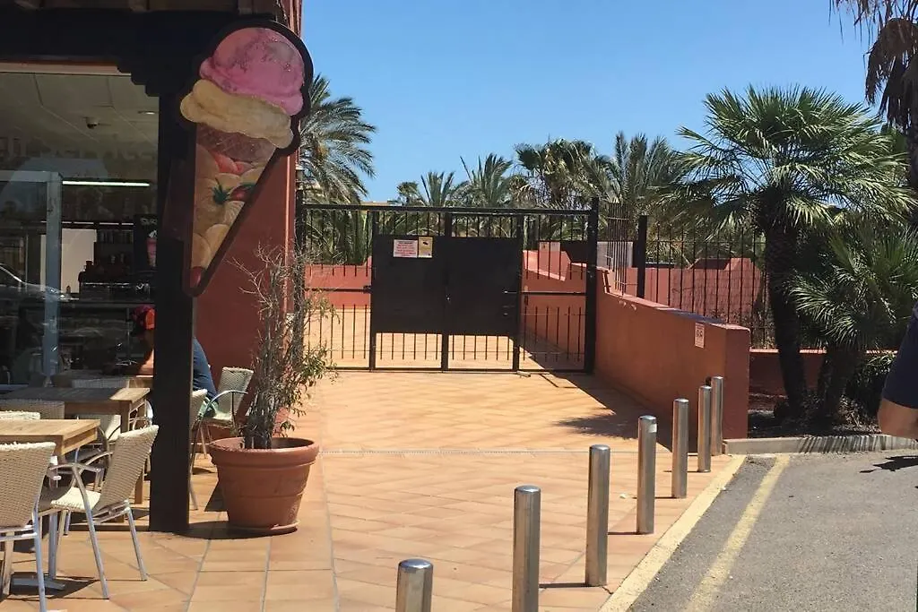 Corralejo Oasis Tamarindo Dona Laura 69B Wi Fi, Smart Tv, Portico, Piscine Apartment